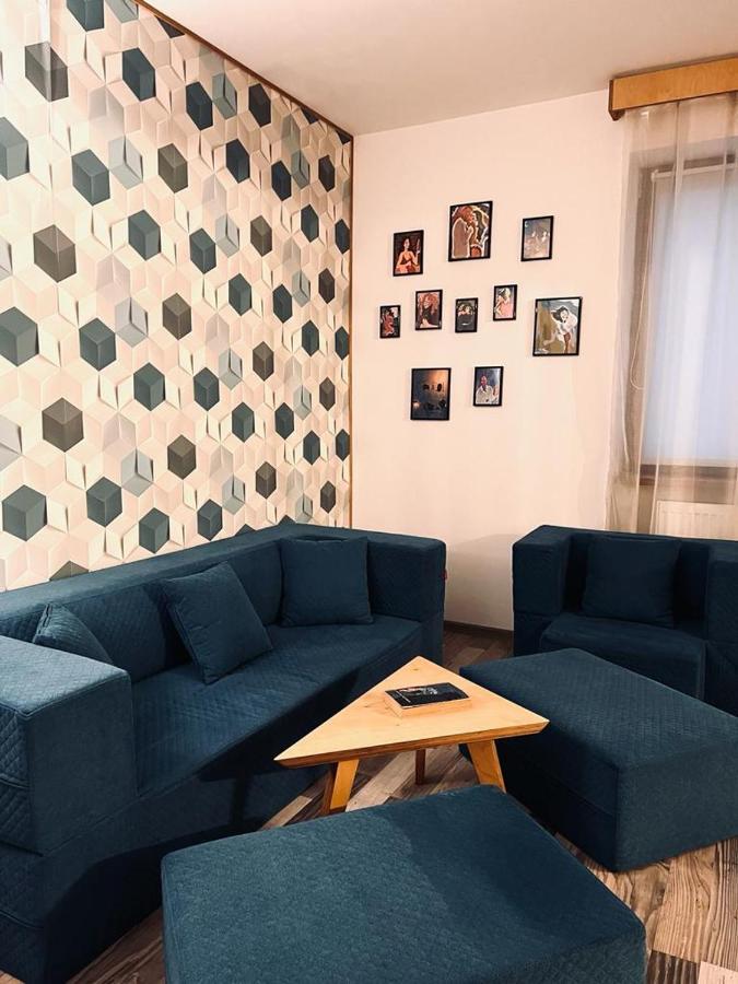 Apartament Aretta Braşov Esterno foto